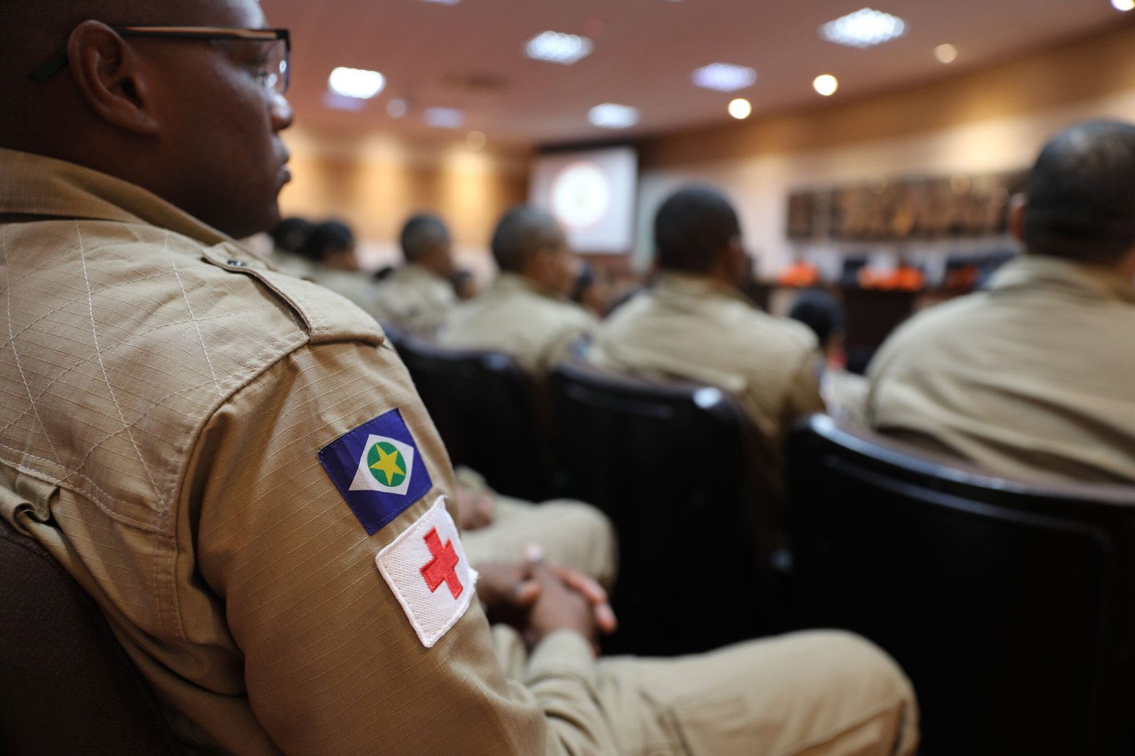Emergency personnel gather for strategic training in Mato Grosso, Brazil.