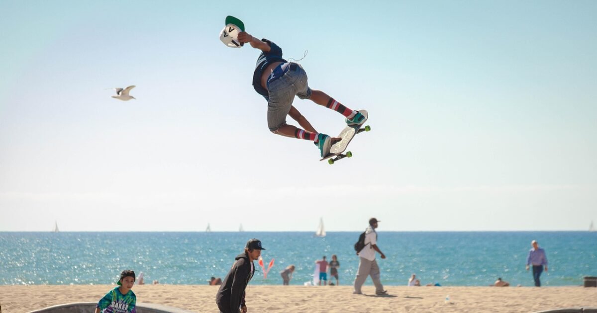 profile, beach, teenager, potrait, boy, skateboard, nature, summer, landscape